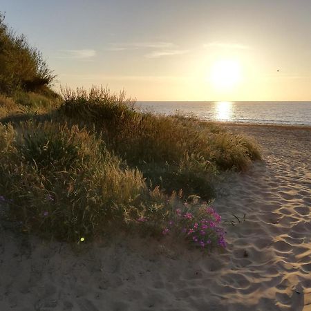 Moderno Apartamento Junto A La Playa Sanlúcar de Barrameda Exteriör bild